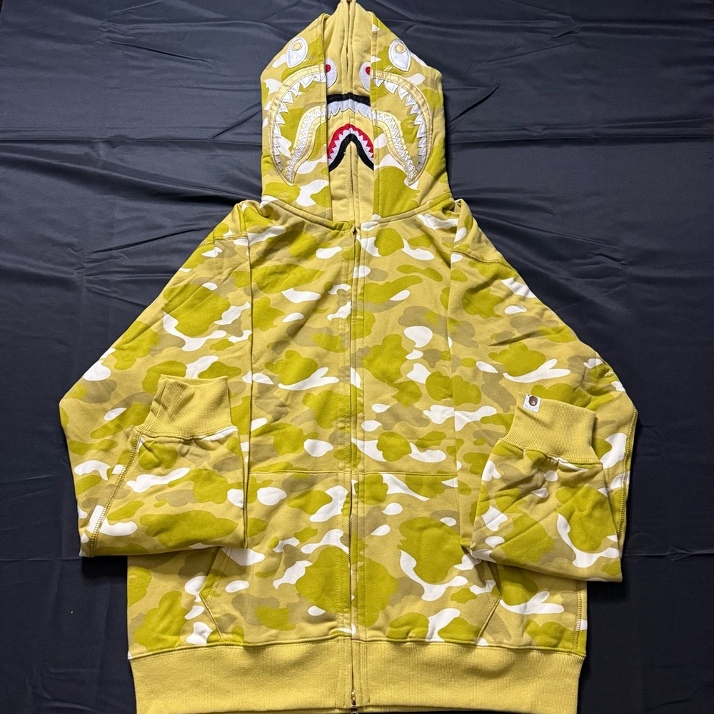 BAPE Double Shark Hooded Hoodie Yellow Camo Size XL